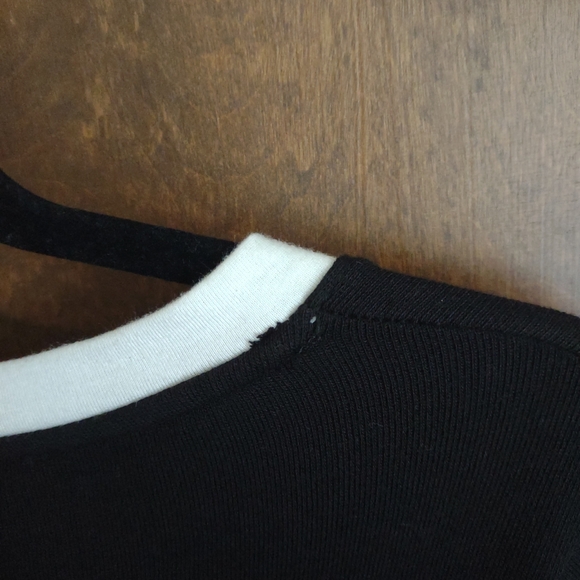 Women's Forever 21 Black & White Top || Small - Picture 7 of 9